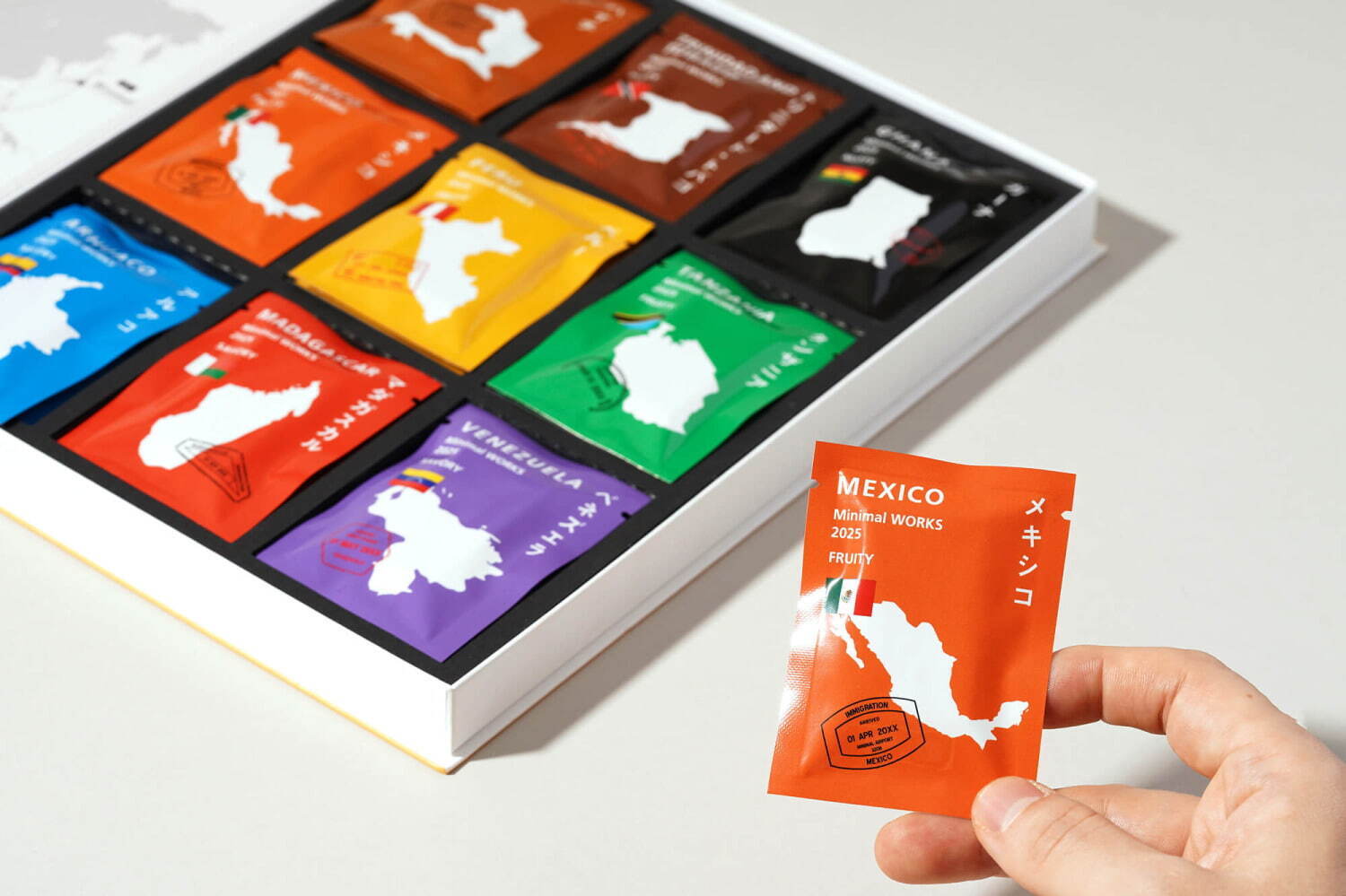 ミニマル2025年バレンタイン＆ホワイトデー、9種の板チョコ食べ比べアソート｜写真3