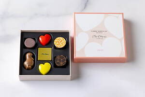 オークラ東京×ピエール マルコリーニ25年バレンタイン、“真っ赤なハートチョコ”入り限定ボックス｜写真3