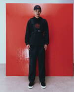 ストーンアイランド25年干支“蛇”モチーフアイテム、赤ステッチのキルティングジャケット＆スウェット｜写真11