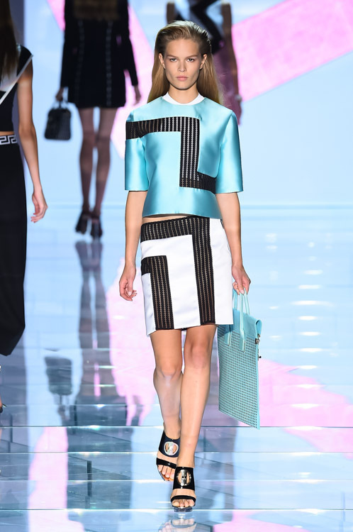 ヴェルサーチェ(VERSACE) 2015年春夏ウィメンズコレクション  - 写真4