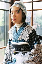 キモノ バイ ナデシコ、“宝箱”着想ガラス揺らめく着物＆白レース付きふりそで｜写真4