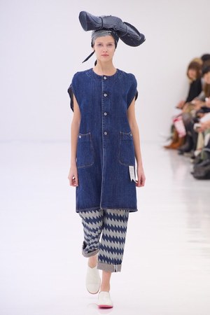 デニムに挑戦！ミントデザインズ(mint designs)、2011年春夏コレクション"Almost Blue"｜写真2