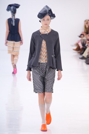 デニムに挑戦！ミントデザインズ(mint designs)、2011年春夏コレクション"Almost Blue"｜写真18
