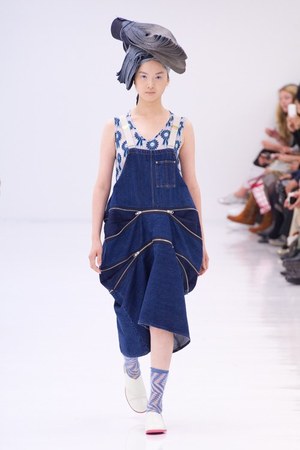 デニムに挑戦！ミントデザインズ(mint designs)、2011年春夏コレクション"Almost Blue"｜写真21