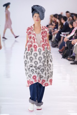 デニムに挑戦！ミントデザインズ(mint designs)、2011年春夏コレクション"Almost Blue"｜写真25
