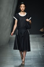 ボッテガ・ヴェネタ 2015年春夏コレクション - 華やかなダンサーたちの、美しい自然体な素顔｜写真20