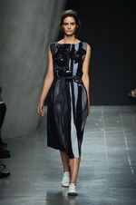 ボッテガ・ヴェネタ 2015年春夏コレクション - 華やかなダンサーたちの、美しい自然体な素顔｜写真28