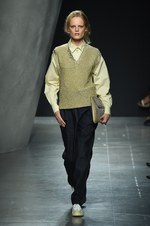 ボッテガ・ヴェネタ 2015年春夏コレクション - 華やかなダンサーたちの、美しい自然体な素顔｜写真31