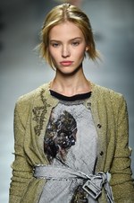 ボッテガ・ヴェネタ 2015年春夏コレクション - 華やかなダンサーたちの、美しい自然体な素顔｜写真53