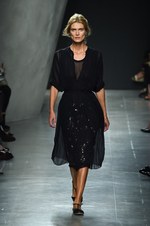 ボッテガ・ヴェネタ 2015年春夏コレクション - 華やかなダンサーたちの、美しい自然体な素顔｜写真59