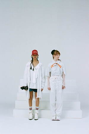 77サーカ(77circa) 2025年春夏ウィメンズ&メンズコレクション  - 写真23