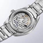 グランドセイコー“冬の銀座”着想の限定腕時計、まばゆいゴールドグラデを配したダイヤル｜写真3