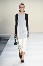 マルニ 2015年春夏コレクション - 構築性と色彩が織りなす、“意思”のあるフェミニティ｜写真34
