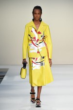 マルニ 2015年春夏コレクション - 構築性と色彩が織りなす、“意思”のあるフェミニティ｜写真56