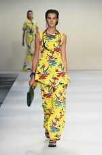 マルニ 2015年春夏コレクション - 構築性と色彩が織りなす、“意思”のあるフェミニティ｜写真60