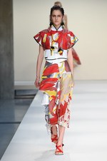 マルニ 2015年春夏コレクション - 構築性と色彩が織りなす、“意思”のあるフェミニティ｜写真78