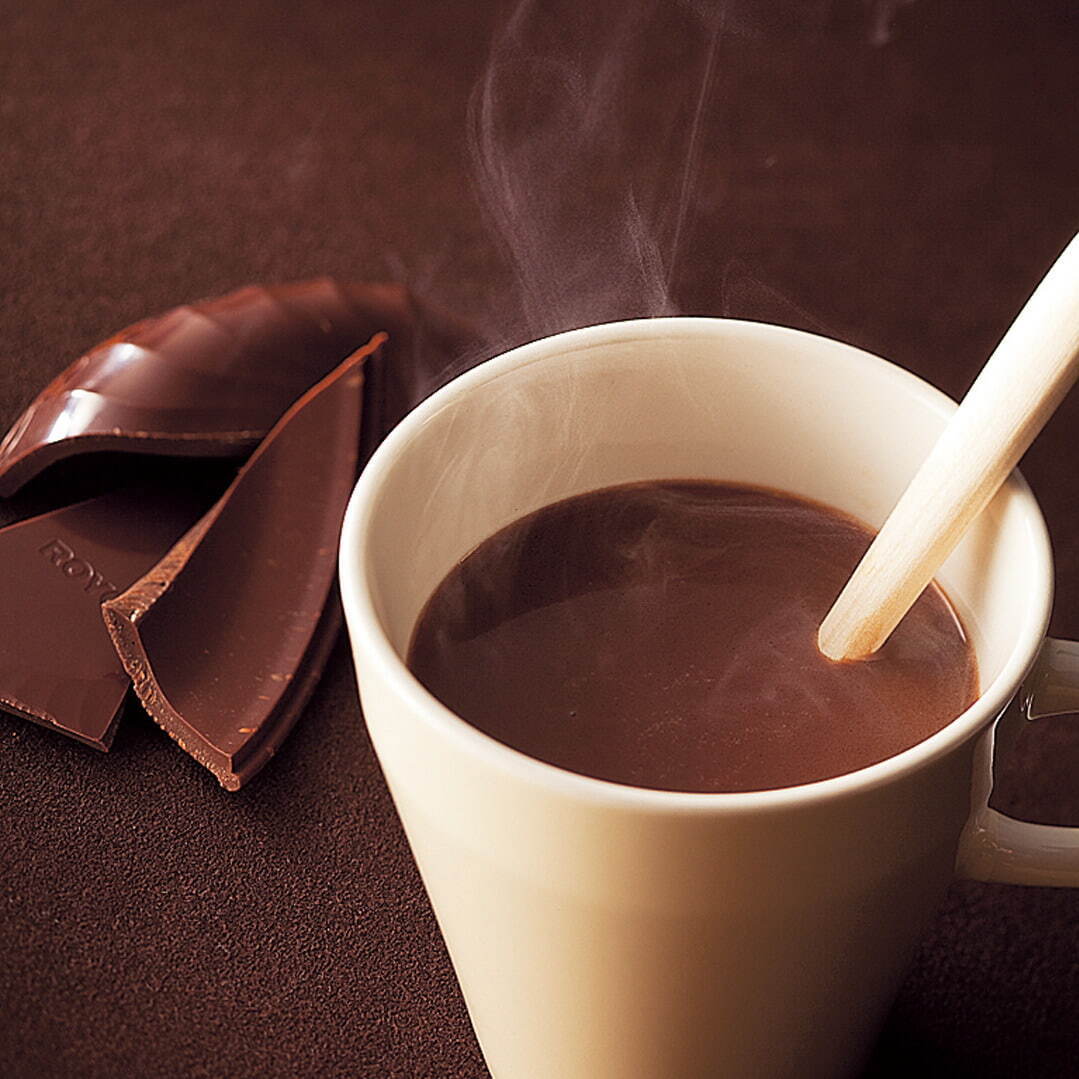ロイズ2025年バレンタイン“スプーンで味わう”2層の生チョコレート＆ラム酒香る限定ショコラ｜写真8