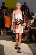 MSGM 2015年春夏コレクション - 小鳥と音楽が共存する、現代的なストリートMIX｜写真2