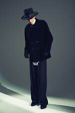 タカヒロミヤシタザソロイスト．2025年秋冬コレクション - “洋服の着方を正す”こと、着崩すこと｜写真9