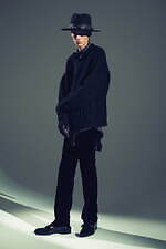 タカヒロミヤシタザソロイスト．2025年秋冬コレクション - “洋服の着方を正す”こと、着崩すこと｜写真13