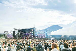 音楽フェス「スウィート ラブ シャワー 2025」山中湖交流プラザ きららで、出演者&チケット情報