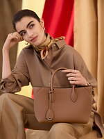 ボナベンチュラの上品ハンドバッグ＆トートに25年春の新色キャメルカラー、iPhoneケースも｜写真2