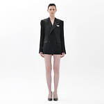 ドレスドアンドレスド“繊細に波打つ”サテンのテーラードジャケットなど、渋谷西武で限定ストア｜写真4