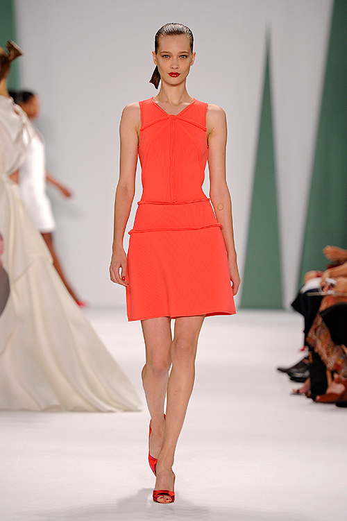 キャロリーナ ヘレラ(Carolina Herrera) 2015年春夏ウィメンズコレクション  - 写真6