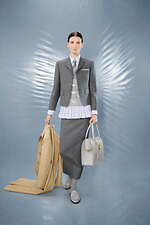 トム ブラウン 2025年春夏ウィメンズコレクション - 再解釈されたテーラリング｜写真3