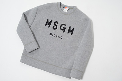 MSGMよりロゴ入りカラー限定スウェット - 阪急メンズ大阪＆東京