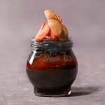 「ザ チョーヤ ギンザ バー」“白黒ショコラ×苺×梅”のプリン付きアフタヌーンティー｜写真1