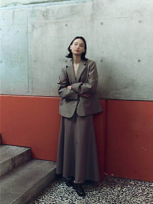 エルニ(ELENI) 2025年春ウィメンズコレクション  - 写真15