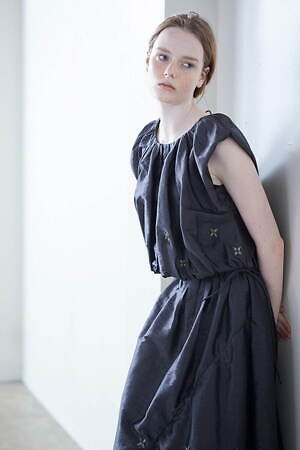 マリリンムーン(MARILYN MOON) 2025年春夏ウィメンズコレクション  - 写真16