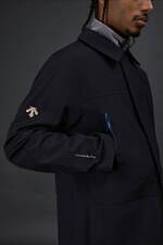 デサント オルテライン×ジョウンド、“くすみブルー”差し色の高耐水パーカ＆ロングコート｜写真10