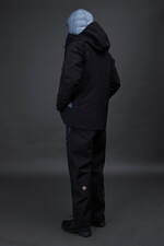 デサント オルテライン×ジョウンド、“くすみブルー”差し色の高耐水パーカ＆ロングコート｜写真49