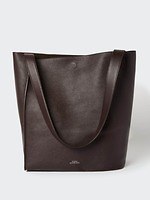 人気ブランドメンズバッグ【2025年春】おしゃれで使いやすいショルダーや仕事にも使えるバックパック｜写真17