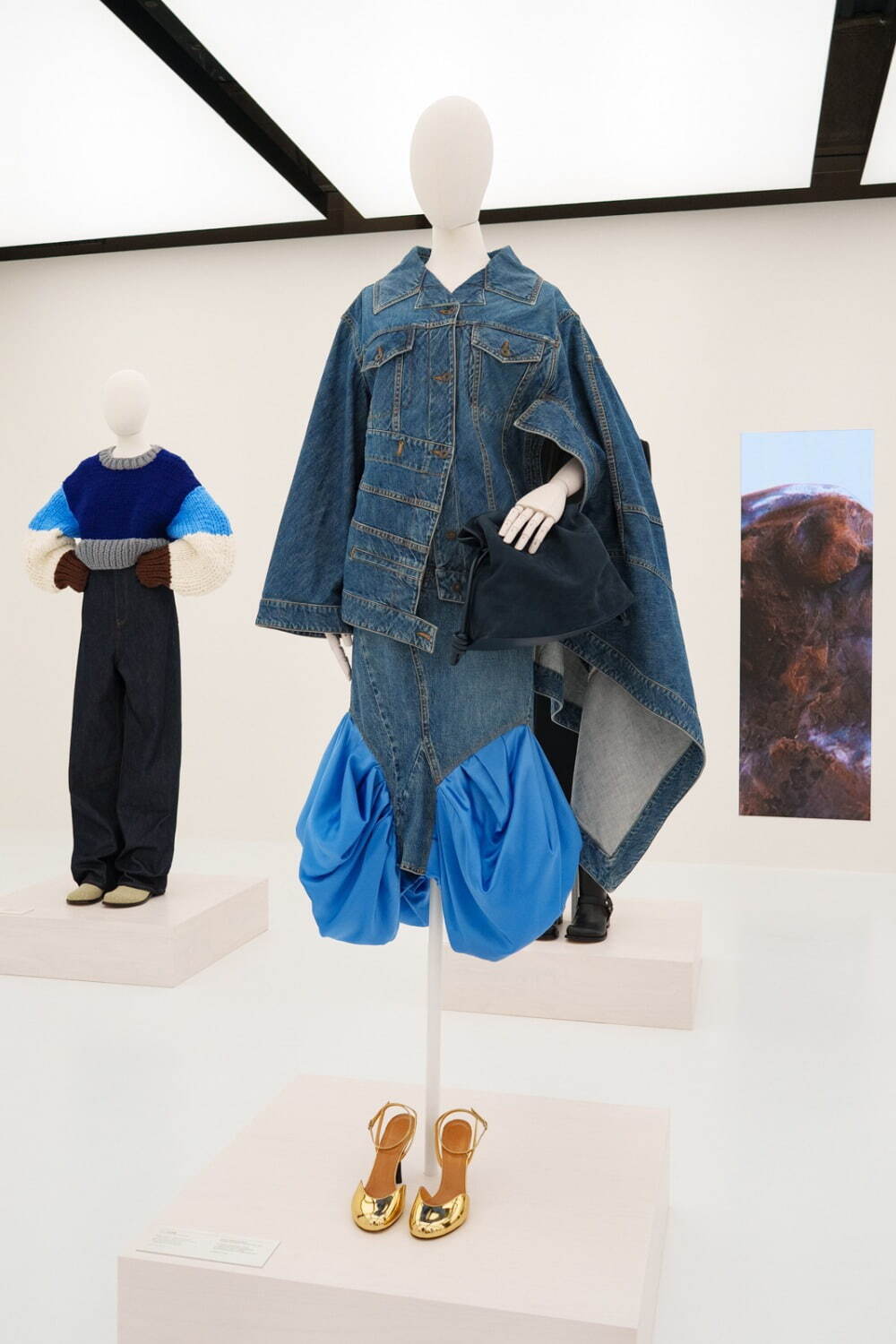 写真90/142｜ロエベ初の大型展覧会「ロエベ クラフテッド