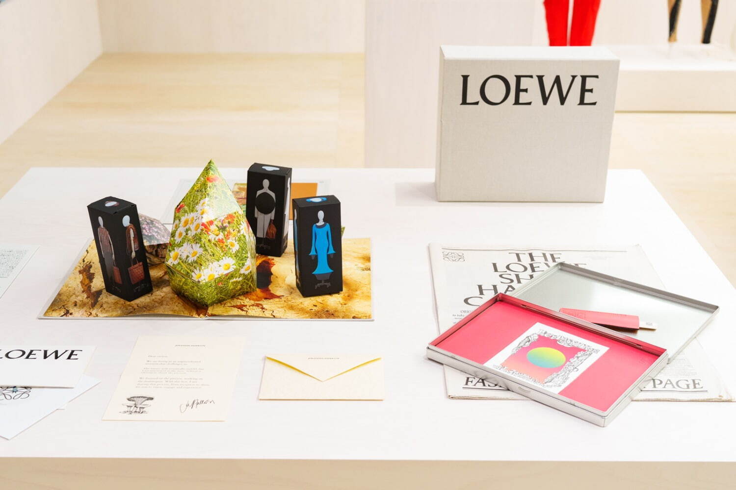 写真27/142｜ロエベ初の大型展覧会「ロエベ クラフテッド
