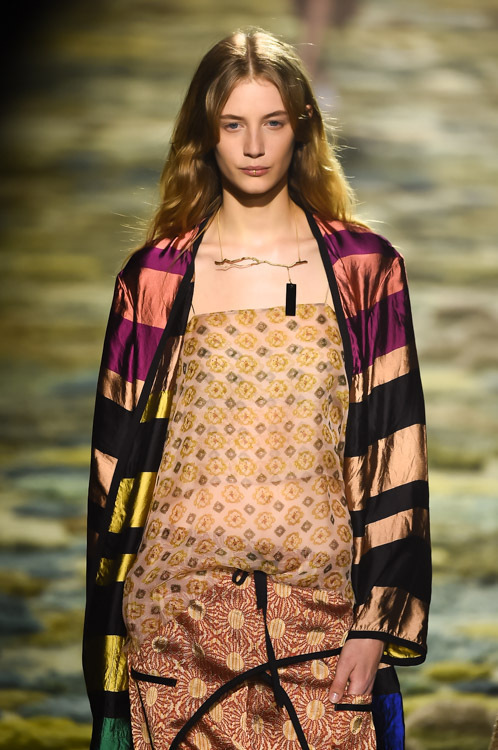 ドリス ヴァン ノッテン(DRIES VAN NOTEN) 2015年春夏ウィメンズコレクション ディテール - 写真3