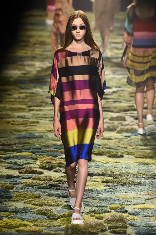 ドリス ヴァン ノッテン(DRIES VAN NOTEN) 2015年春夏ウィメンズコレクション シルエット - 写真6