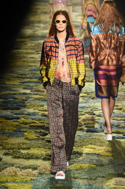 ドリス ヴァン ノッテン(DRIES VAN NOTEN) 2015年春夏ウィメンズコレクション シルエット - 写真11