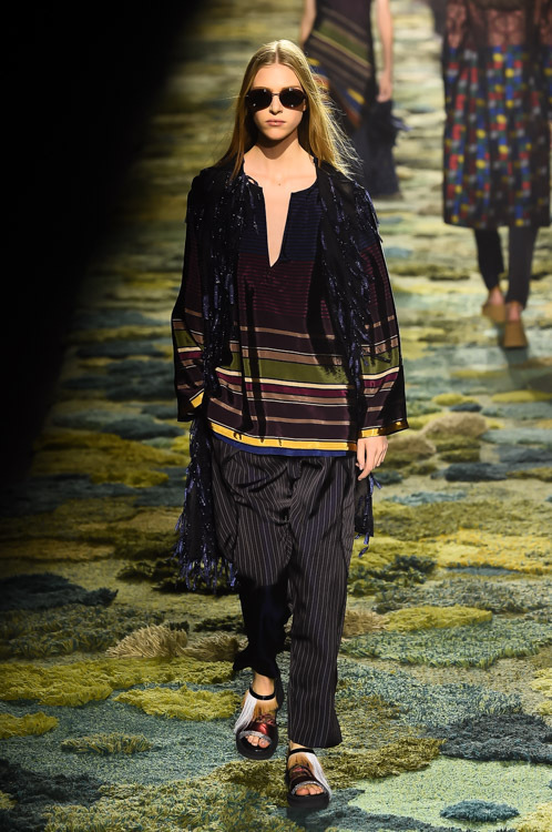 ドリス ヴァン ノッテン(DRIES VAN NOTEN) 2015年春夏ウィメンズコレクション シルエット - 写真24