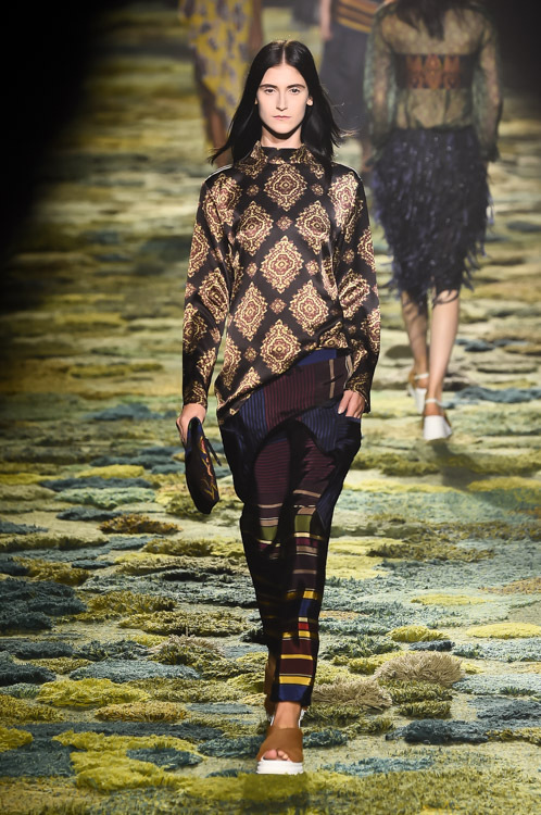 ドリス ヴァン ノッテン(DRIES VAN NOTEN) 2015年春夏ウィメンズコレクション  - 写真45