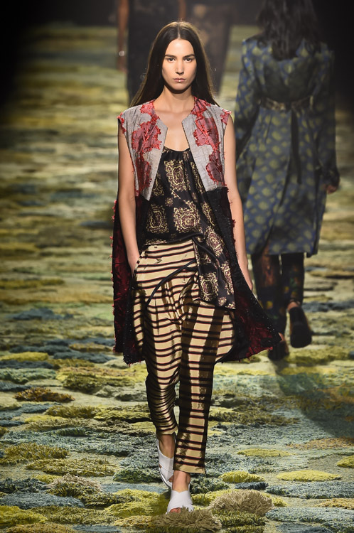 ドリス ヴァン ノッテン(DRIES VAN NOTEN) 2015年春夏ウィメンズコレクション シルエット - 写真39