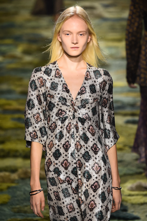 ドリス ヴァン ノッテン(DRIES VAN NOTEN) 2015年春夏ウィメンズコレクション ディテール - 写真30