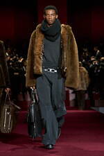 ドルチェ＆ガッバーナ 2025年秋冬メンズコレクション - 目眩くパパラッチの光、色気の多面性｜写真12