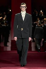 ドルチェ＆ガッバーナ 2025年秋冬メンズコレクション - 目眩くパパラッチの光、色気の多面性｜写真65