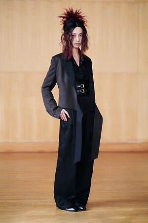 アワー レガシー(OUR LEGACY) 2025-26年秋冬ウィメンズ&メンズコレクション  - 写真1