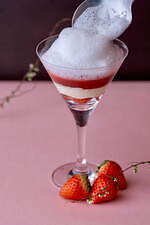 ハイアット リージェンシー 京都“和風”いちごアフタヌーンティー、苺スイーツを竹のティースタンドで｜写真4