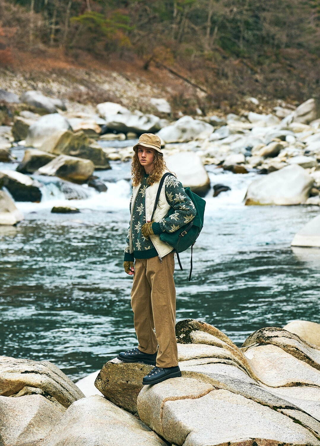 サウス2 ウエスト8 2025-26年秋冬｜male ベスト